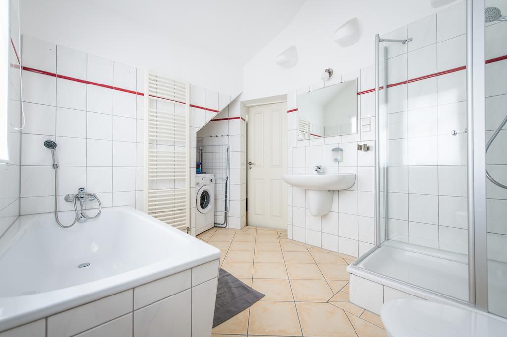 "Goethezimmer" Ferienwohnung Und Zimmer Am Burgplatz ワイマール エクステリア 写真